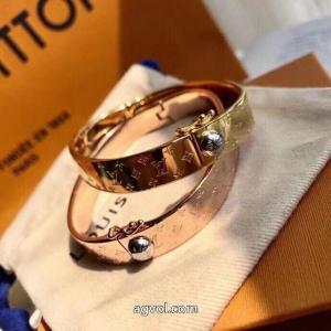 首胸ロゴ 定番の魅力 新価格で登場！スーパー コピー  LOUIS VUITTONブレスレット