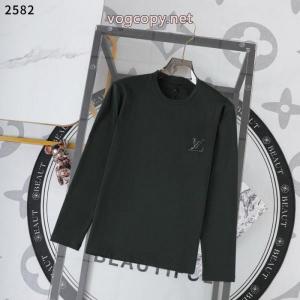 コピー ブランド 優良格上げ！ 抜群の存在感 大人の品漂うLOUIS VUITTON長袖Tシャツ