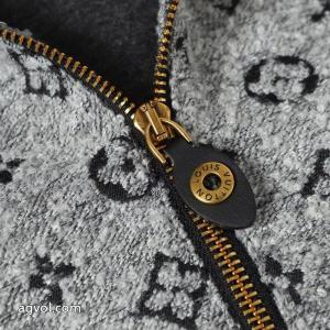 肌触りが良い 新作追加 今年流行りの新作アイテムLOUIS VUITTONコート偽 ブランド 通販