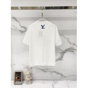LOUIS VUITTON偽 ブランドTシャツ都会的感 大人のブランド 全体的に調和のある