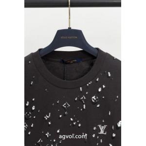 ブランド コピー 販売 店LOUIS VUITTON通勤通学 個性的なデザイン  独特の存在感Tシャツ