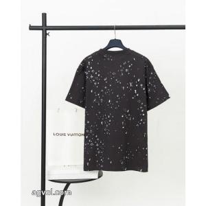 ブランド コピー 販売 店LOUIS VUITTON通勤通学 個性的なデザイン  独特の存在感Tシャツ