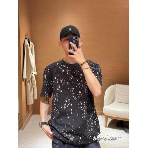 ブランド コピー 販売 店LOUIS VUITTON通勤通学 個性的なデザイン  独特の存在感Tシャツ