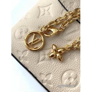     バッグ偽物 ブランド ショップルイ ヴィトン数量限定セール スタイルUPして着こなす 個性派 ..