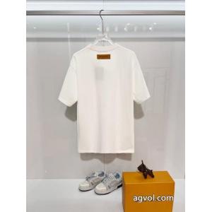 LOUIS VUITTONスーパー コピー ブランド 専門店肌触りがとても良い 絶妙な抜け感 定番最新作    半袖Tシャツ..