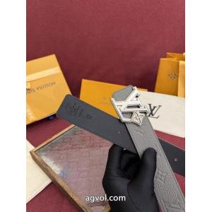 LOUIS VUITTONスタイルアップ上品 完売必須 独特の存在感ブランド コピー 優良店    ベルト.