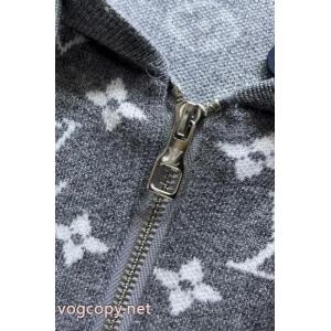 偽 ブランド 通販セーターのコートLOUIS VUITTON大人の定番 レア色入荷 個性的なスタイリング