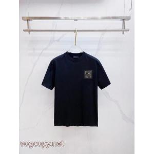 最安値正規品 カジュアルな雰囲気があり 海外超人気ブランド コピー 通販TシャツLOUIS VUITTON