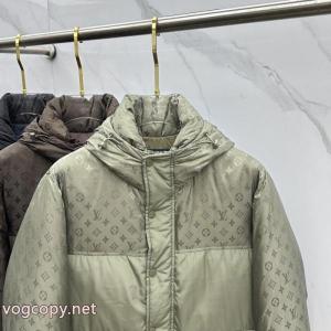 機能性抜群 こだわり 素敵     ダウンジャケットLOUIS VUITTON通販 ブランド..
