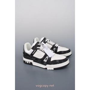 セールお早めに 超限定VIPセール 質感に満足スーパー コピー 品LOUIS VUITTON    スニーカー..