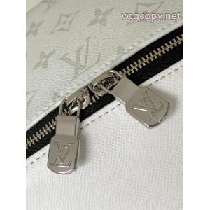 コピー 通販お得な激安セール価格 今からの季節にピッタリ！  大容量LOUIS VUITTON    バッグ..