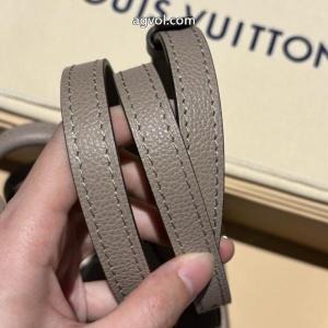 LOUIS VUITTONコピー ブランド限定品 抗菌防臭加工 男女通用    バッグ.
