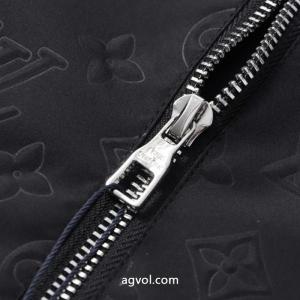 ブランド 偽物 通販ジャケット好感度アップ 定番人気商品 セールで入手!LOUIS VUITTON