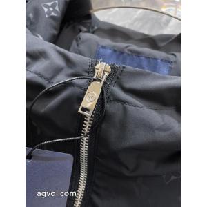 スーパー コピー 安心 大人気カラー入荷！ 最前線2026 新作 オフィス使いにLOUIS VUITTONジャケット