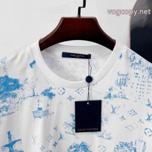 TシャツLOUIS VUITTONロゴが印象的 品のよさを感じさ 新品登場コピー 商品 通販