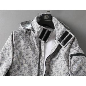 LOUIS VUITTONジャケットコピー ブランド 優良オシャレ 品質の高い 人気新品