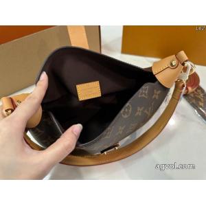 最強の定番コーデ 限定生産品 多用途LOUIS VUITTONバッグブランド コピー 販売
