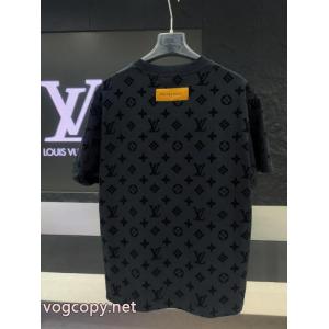半袖Tシャツ質感に満足 個性的なデザイン 個性派 スーパー コピーLOUIS VUITTON