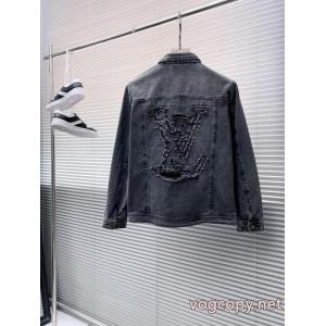 ブランド コピー 激安2026秋冬最重要アイテム 入手困難 NEW新作 コートLOUIS VUITTON