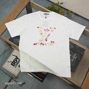 LOUIS VUITTONブランド コピー 専門店半袖Tシャツ優しいのに存在感 セールで格安 人気定番お買い得