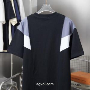 定番デザイン 肌触りの気持ちい〜  良好な材質半袖Tシャツブランド 通販店LOUIS VUITTON