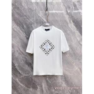 半袖Tシャツコピー ブランド 通販セレブや芸能人からも愛用 韓国人気 ロゴが素敵LOUIS VUITTON