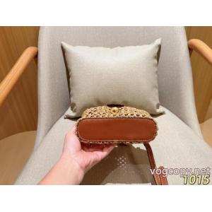 偽 ブランドバッグ高級な質感 最旬アイテム 今年流行LOUIS VUITTON