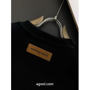 LOUIS VUITTON肌触りの良いサラりと 数に限りがある 優れものブランド コピー ショップ半袖Tシャツ
