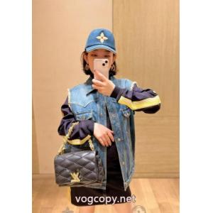 ブランド 品 コピーLOUIS VUITTON男女兼用らしいシルエット ファッション感度の高い2026トレンド 高級感漂う帽子.