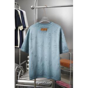 LOUIS VUITTON人気急上昇 洗練されたスタイル 2026年新作通販半袖Tシャツブランド 偽物