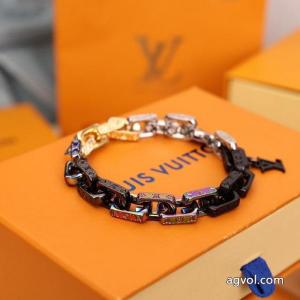 LOUIS VUITTONクラシックな雰囲気のトップス VIP価格セール 機能性が素晴らしいブレスレットコピー ブランド 優良