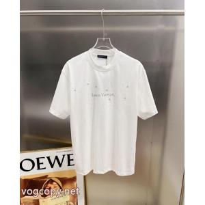 LOUIS VUITTON半袖Tシャツ偽 ブランド 新作追加！ 旬の気分を絶妙に 雑誌掲載アイテム 