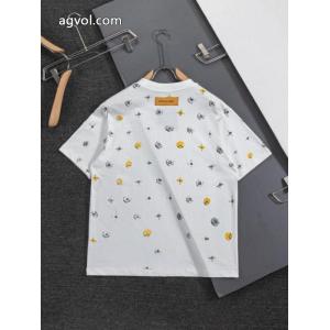 話題の新作 独特な 韓国ファッションLOUIS VUITTONコピー 商品 販売半袖Tシャツ