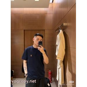 LOUIS VUITTON偽 ブランド 通販最新トレンドファッション新着 軽くて使いやすい 魅力をプラス半袖Tシャツ