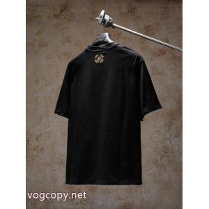 ブランド 激安著名人も愛用した 2026年用 新作人気LOUIS VUITTON半袖Tシャツ