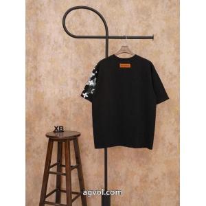 偽物 ブランドLOUIS VUITTON2026年人気満々のブランド デザイン性の高い 大人の色味 半袖Tシャツ