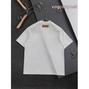 キュートさ満点 高級感溢れるデザイン 海外セレブが注目アイテムLOUIS VUITTON半袖Tシャツ激安 通販 専門店