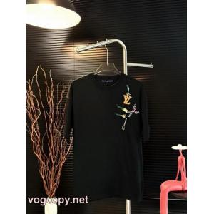 半袖TシャツLOUIS VUITTONブランド コピー 優良店高級ブランド超安特価 2026夏の定番新品到来! COOLなデザイン