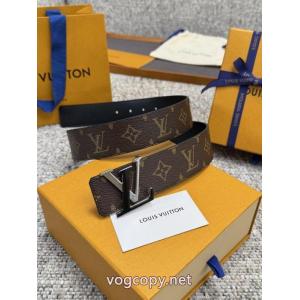 LOUIS VUITTONブランド コピー 専門国内配送 国内未入荷 2026のコーディネートに欠せない    ベルト.
