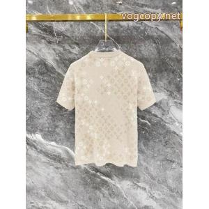 LOUIS VUITTON人気急上昇 正規品保証262026 ラグジュアリーな雰囲気半袖Tシャツコピー ブランド 通販 安心