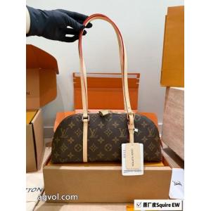 LOUIS VUITTONブランド 通販店バッグ国内完売 海外でも若者たちに大人気な 格好良い