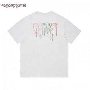 ルイ ヴィトン半袖Tシャツブランド コピー 優良店最安値に挑戦 限定品2026 知的優秀アイテム