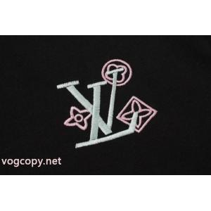 ブランド 偽物 通販LOUIS VUITTON半袖Tシャツ完売間近 モード感の高い 人気セール260%新品