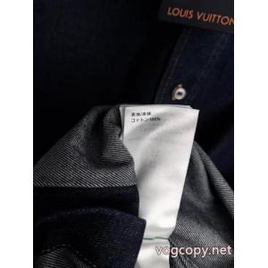 コピー ブランド 通販LOUIS VUITTONデニムのシャツ高級感が漂う トレンドスタイル 2026最新入荷