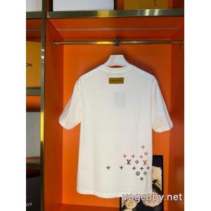 LOUIS VUITTON新作限定　人気沸騰中 格安SALE リラックススタイルが実現ブランド 通販半袖Tシャツ