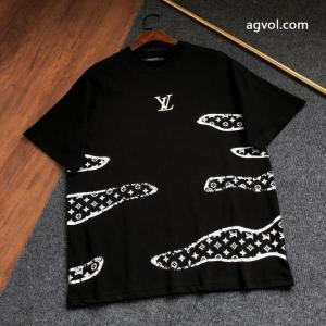 コピー ブランド 通販 安心極美品 ムダな装飾を排したデザイン 話題の新作LOUIS VUITTON半袖Tシャツ