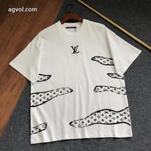 コピー ブランド 通販 安心極美品 ムダな装飾を排したデザイン 話題の新作LOUIS VUITTON半袖Tシャツ
