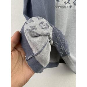 ブランド コピー s 級LOUIS VUITTON個性派さん カジュアル反転魅力 大人フェミニン半袖Tシャツ