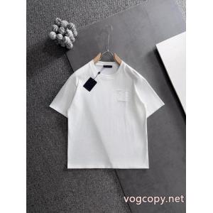 セレブ愛用 安心の国内発送 2026最新作半袖Tシャツブランド コピー 販売LOUIS VUITTON