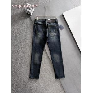 ジーンズブランド コピーLOUIS VUITTONHOT新品 完売必須限定SALE 今季はファション感漂う